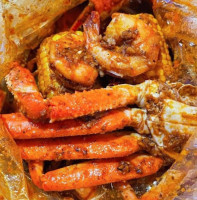 The Juicy Crawfish food