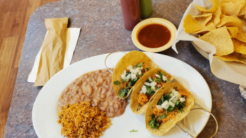 Muchacho Tacos food