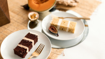 Nutmeg Cake Design food