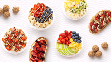 Frutta Bowls inside