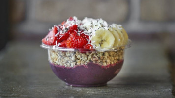 Frutta Bowls food