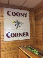 Coon's Corner food