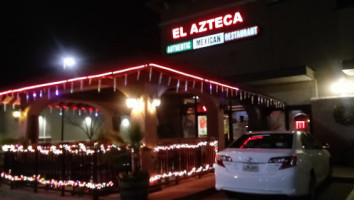 El Azteca Mexican outside