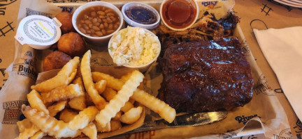 Bubba's Fish Camp Smokehouse food