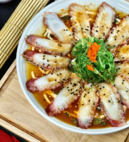 Kokai Sushi Lounge food