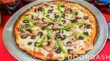 Elevated Pizza Co food