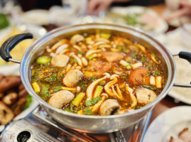 360 Chinese Cuisine food