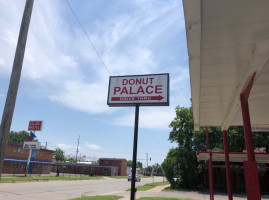 Donut Palace food