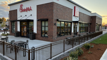 Chick-fil-a outside