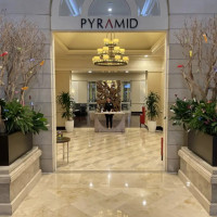 Pyramid Restaurant and Bar food
