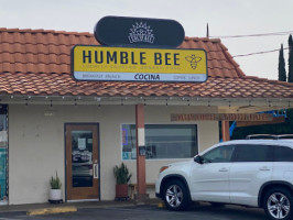 Humble Bee Cocina outside