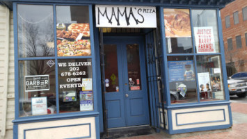 Mama's Pizza Kitchen outside