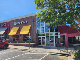 Tony's Pizza Ballantyne outside