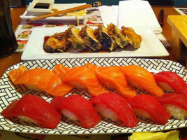 Sushi San food