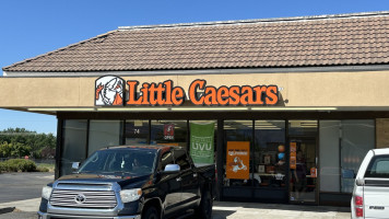 Little Caesars Pizza food