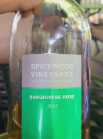 Spicewood Vineyard food