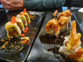 Sushi Kaya inside