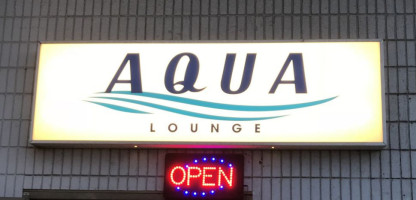 Aqua Lounge inside
