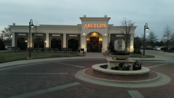Abuelo’s Mexican outside