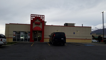 Arby's outside