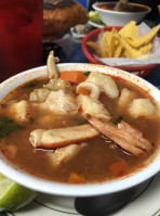 Mariscos La Reyna food