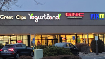 Yogurtland West Jordan outside