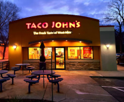 Taco John's outside