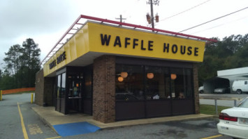 Waffle House outside