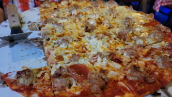 Ricciardi's Pizzeria And food