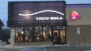 Taco Bell outside