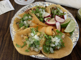 Tacos Manuel food
