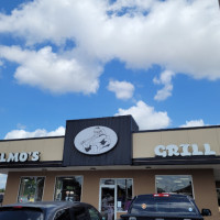 Elmo's Grill outside