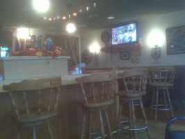 The Valley View Family Tavern inside