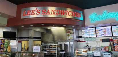 Lee's Sandwiches inside