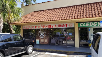 Malulo's International Seafood outside
