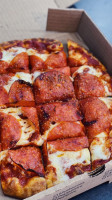 Wiscow Pizza And Wings food