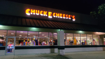 Chuck E. Cheese inside