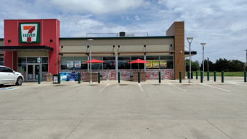 Laredo Taco Company outside