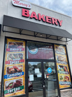 Mercy's Bakery outside