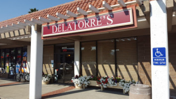 De LA Torre's Trattoria outside