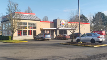 Burger King outside