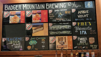 Badger Mountain Brewing outside
