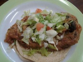 Gloria's Tacos food
