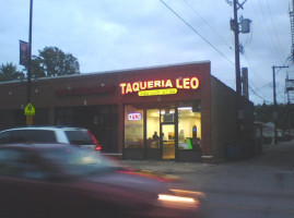 Taqueria Leo Inc outside