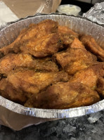 Rego Park Famous Pizza Savage Wings food