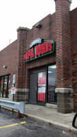 Papa Johns Pizza outside