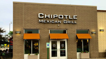 Chipotle Mexican Grill outside