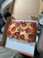 Jet's Pizza food