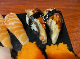 Sushi Shiro food