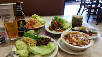 Emerald Thai Restaurant & Bar food